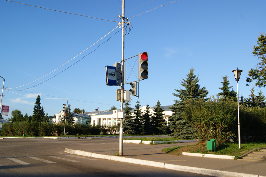 Светофор в центре Галича