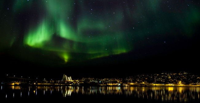 Norway-Tromso-Northern-Lights.jpg