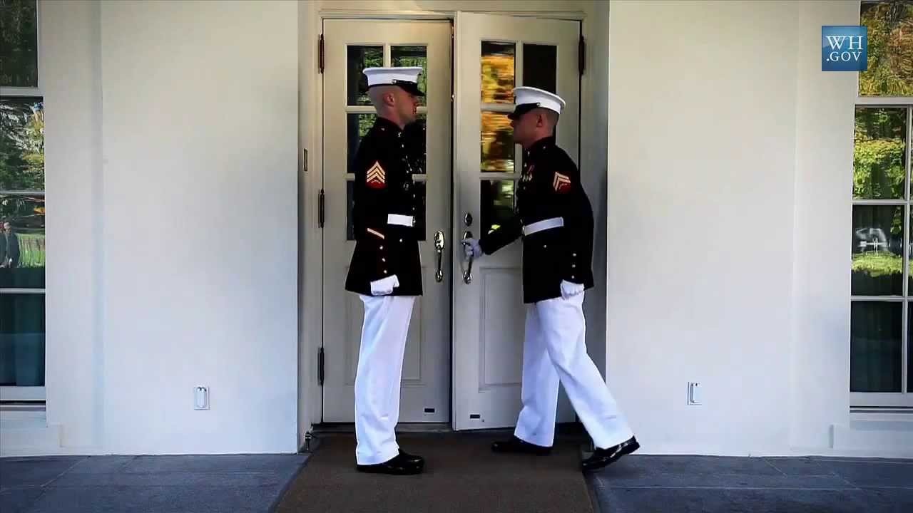 White_House_Guards.jpg